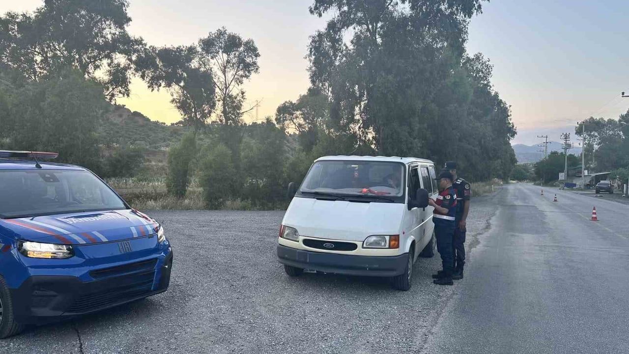 Aydın'da eş zamanlı Çember-139 operasyonunda 27 aranan şahıs yakalandı