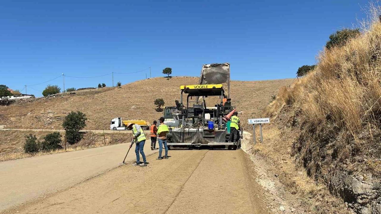 Aydın'da ilçeler çapında kapsamlı yol yatırım seferberliği