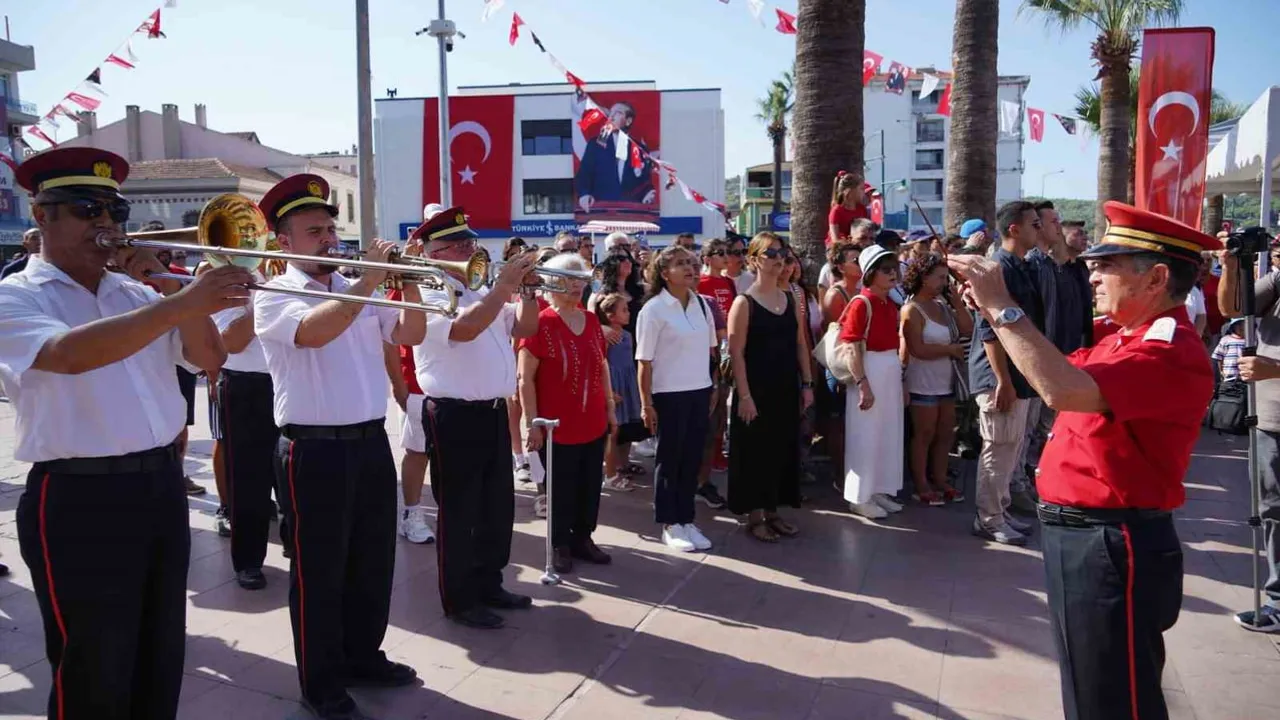 Ayvalık'ta birlik ve coşku zaferi