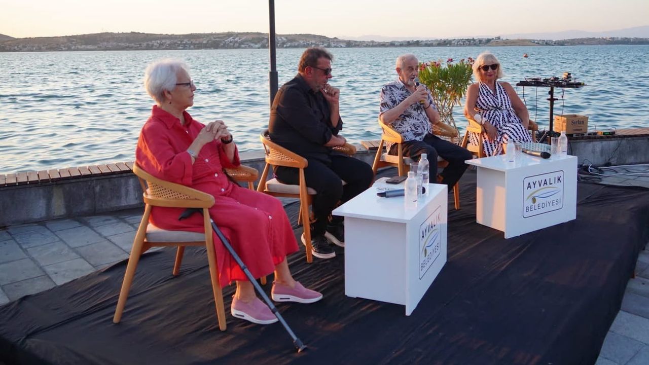 Ayvalık'ta sanat ve kent belleğinin akşamı: Devrim Erbil'in armağanı