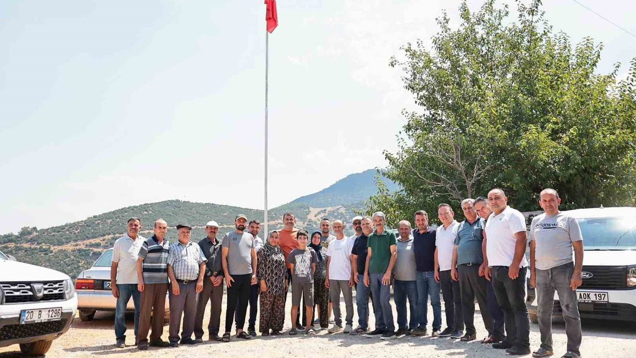 Babadağ'da sahada çözüm odaklı adımlar: vatandaşla birlikte yol planlaması yapıldı