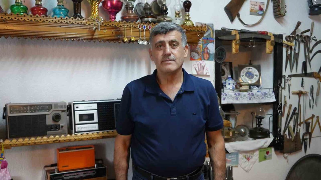 Babadan kalan iki eşya beldede 3 bin parçalık özel müzeye dönüştü