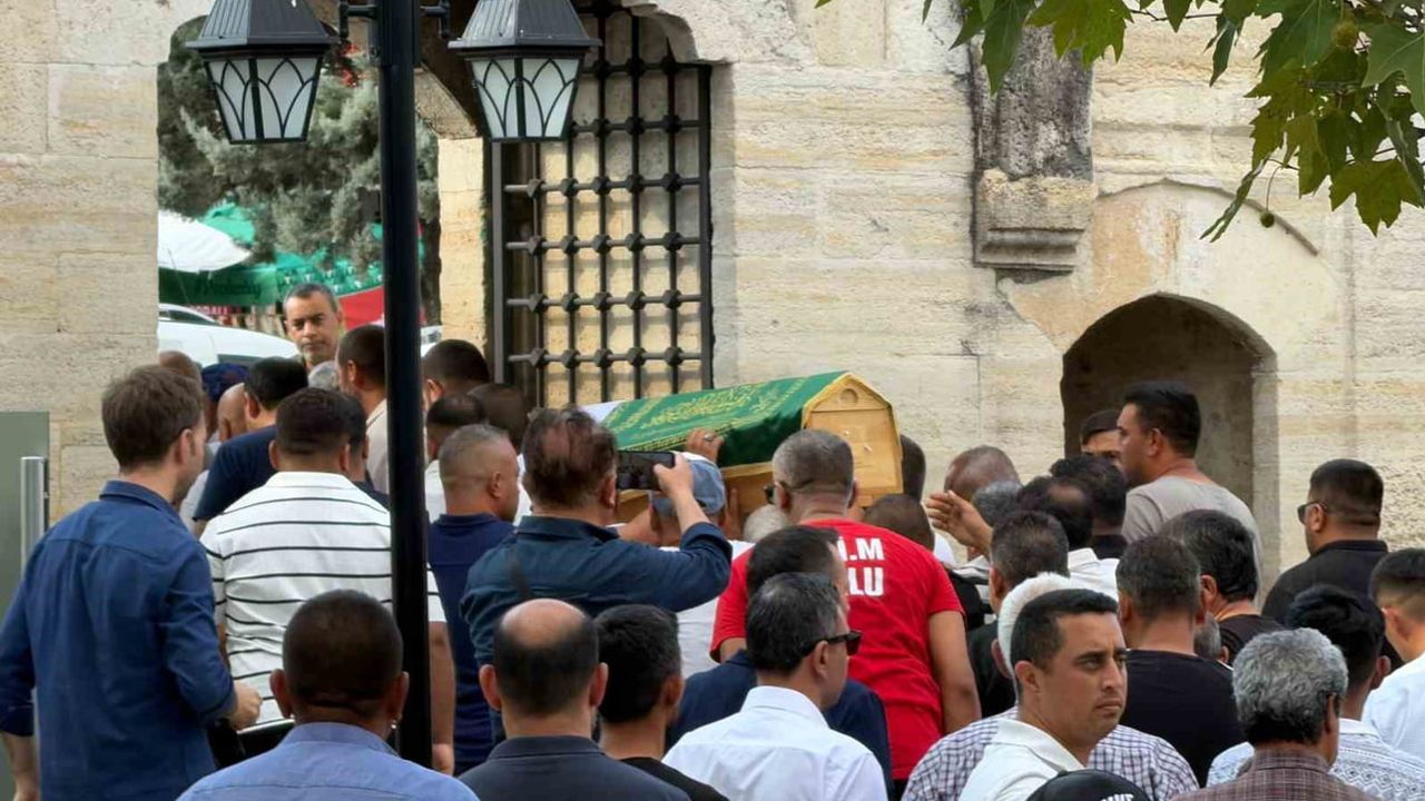 babaeski'de dere kazasında hayatını kaybeden çocuk toprağa verildi