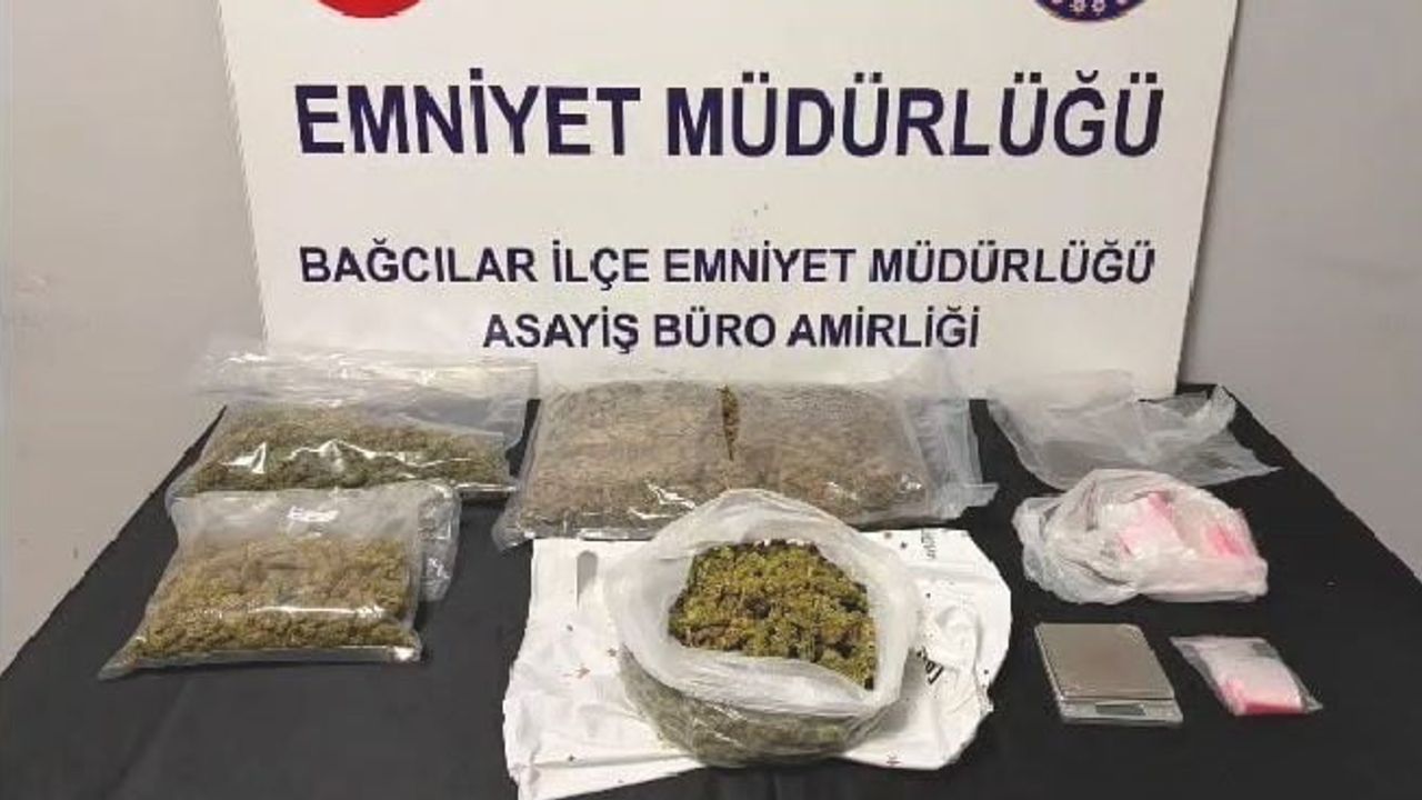 Bağcılar Çınar Mahallesi'ndeki iş yerine uyuşturucu operasyonu: 1,74 kilo esrar bulundu