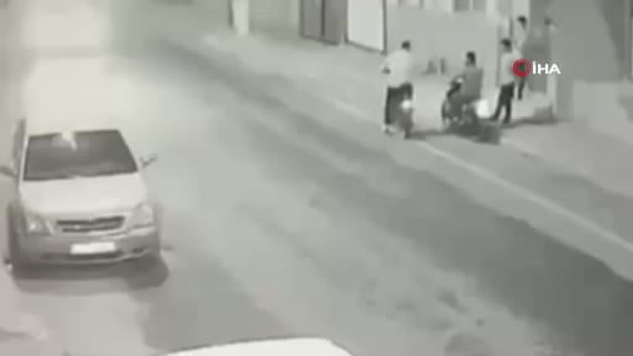 Bahçelievler'de cami yolunda yaşlı yaya motosiklet çarpmasıyla yaşamını yitirdi