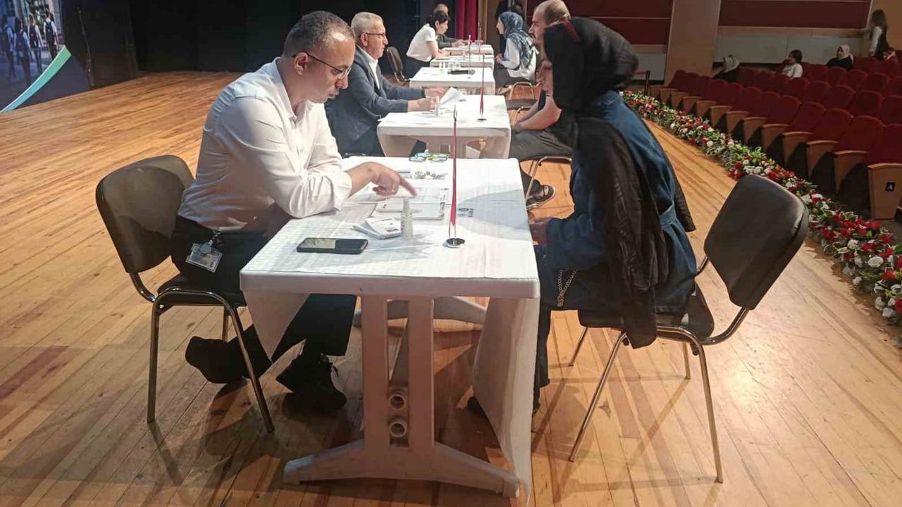 Bahçelievler'de her okulun kapısında güvenlik: 82 devlet okuluna 82 personel istihdam edildi