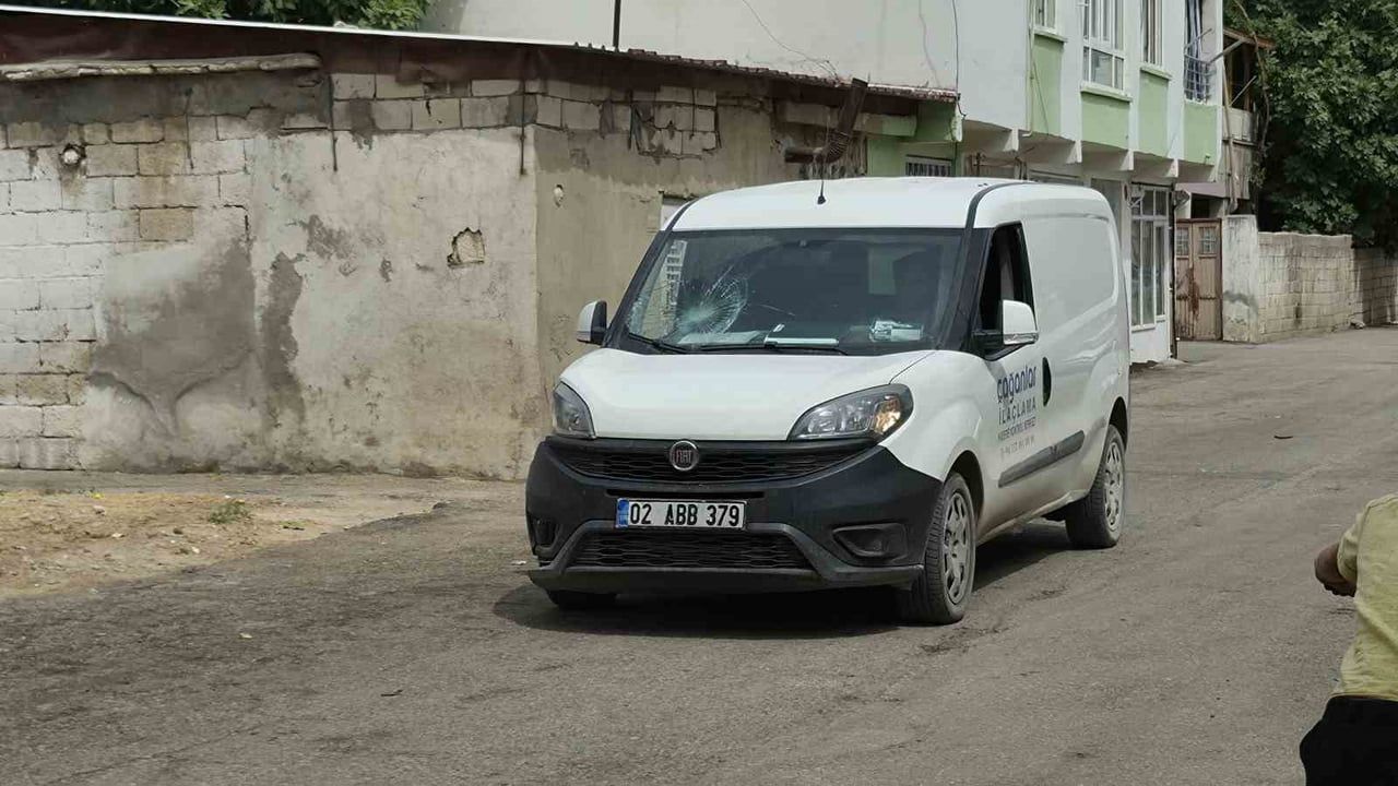 Bahçelievler Mahallesi'nde çarpışma: motosiklet sürücüsü yaralandı