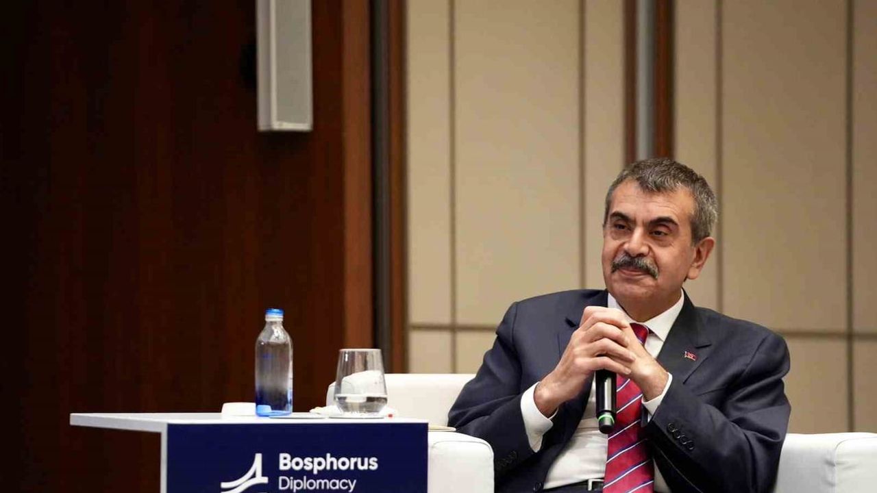 Bakan Tekin: eğitimde rehberlik önceliğimiz, ramazan etkinliklerine yönelik suçlamalar kabul edilemez