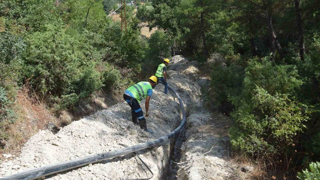 Balıkesir'de Akbaş Mahallesi'ne 50 m³ prefabrik depo ile su arzında kalıcı düzen