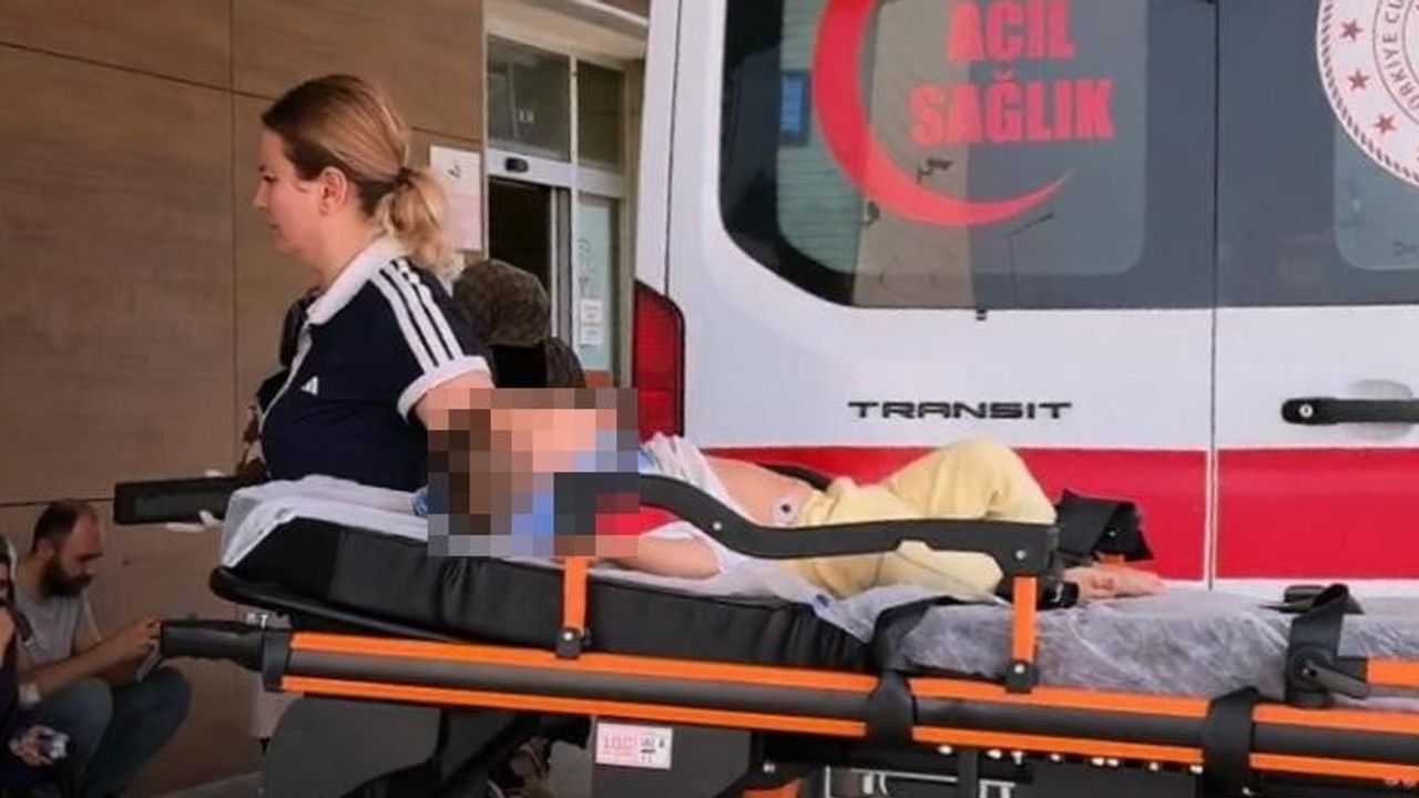 Balkondaki oyun trajediyle sonuçlandı: 1,5 yaşındaki çocuk yoğun bakıma kaldırıldı