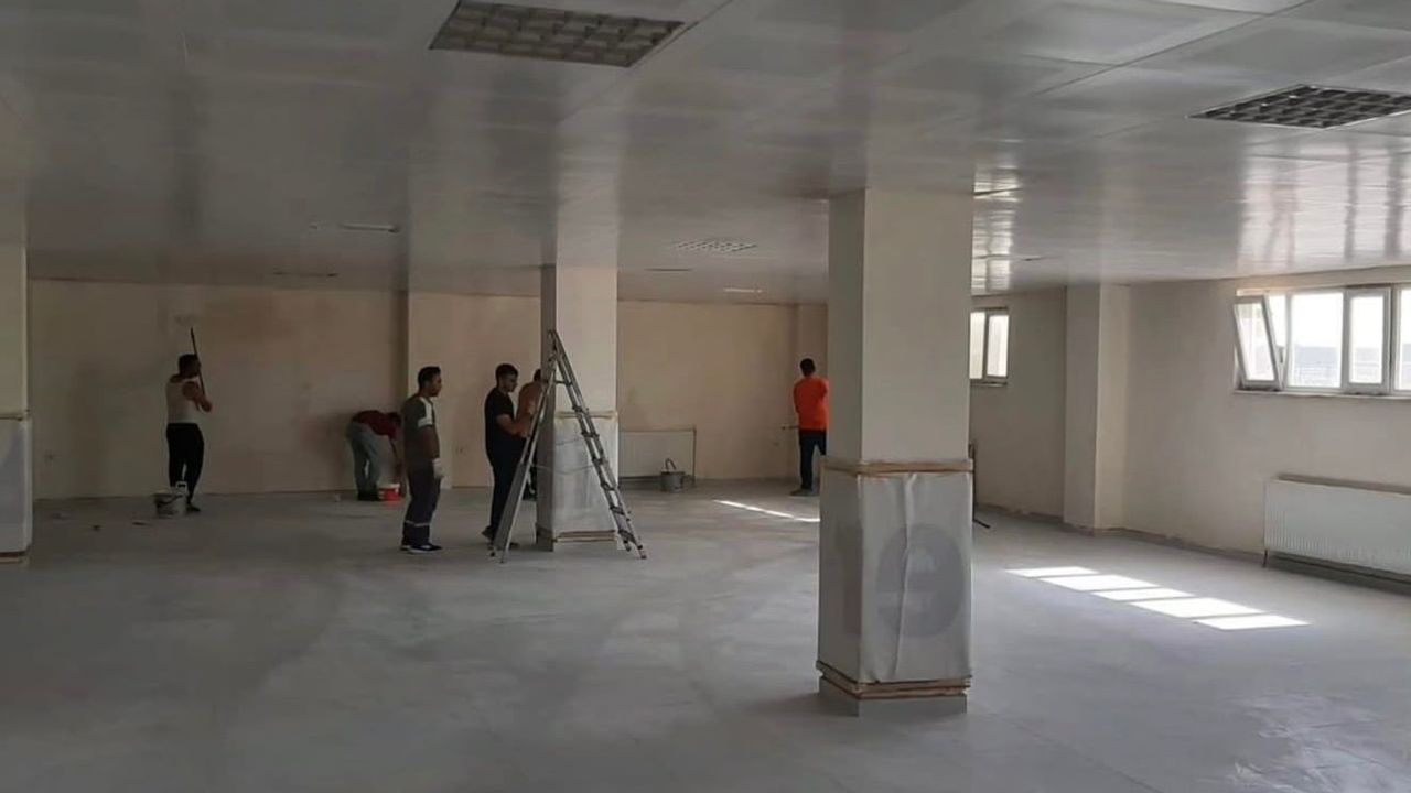 bandırma 17 eylül stadyumu'ndaki salonlar yenilendi ve halka açıldı