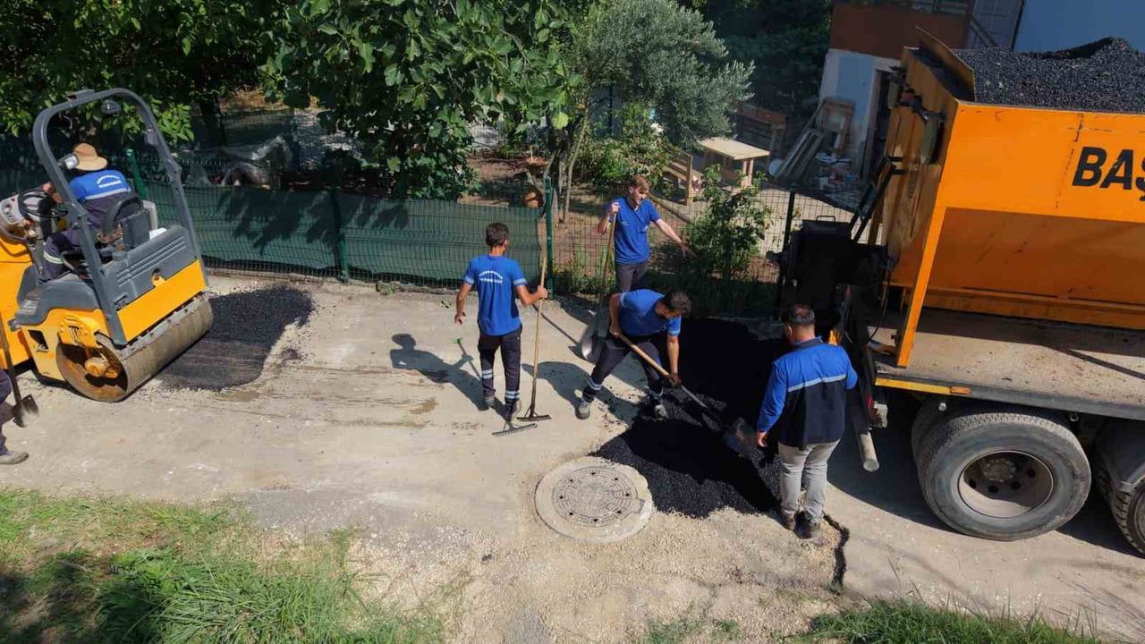 Başiskele dört mahallede eş zamanlı altyapı ve çevre düzenlemesi yapıyor