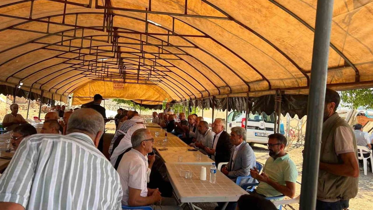 Başkan Karamehmetoğlu'ndan taziye ve dayanışma ziyaretleri