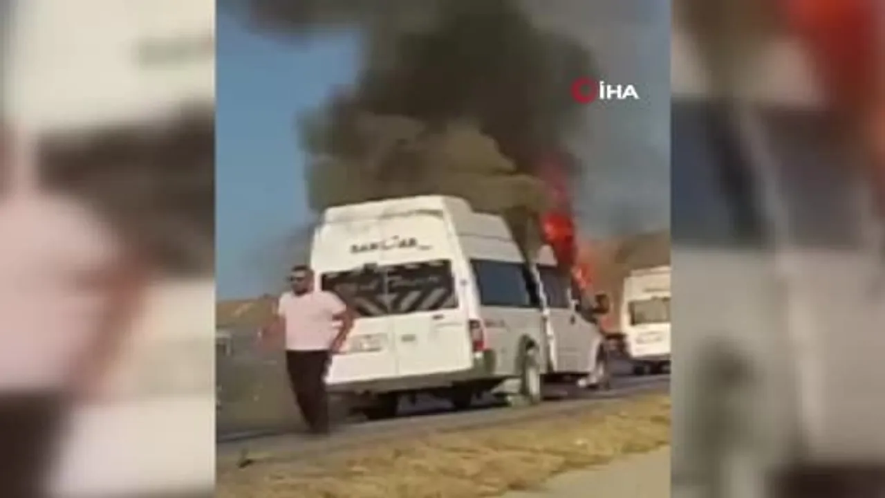 Başkentte iki ilçede araç yangını: servis minibüsü ve otomobil kullanılamaz hale geldi