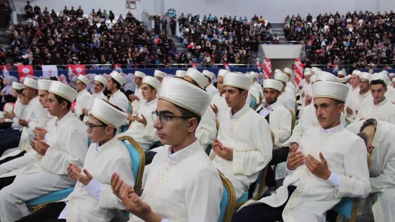 Bayburt’ta hafızlıklarını tamamlayan 246 kişiye icazet töreni düzenlenecek