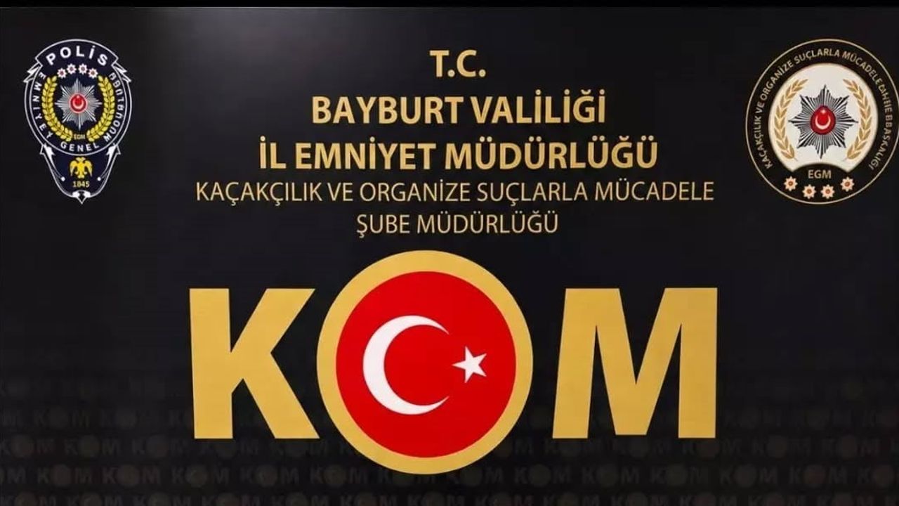 Bayburt’ta kaçakçılık zincirine darbe: çok sayıda silah ve 665 fişek ele geçirildi