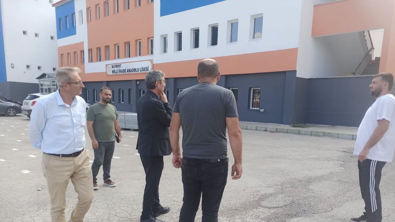 Bayburt’ta okullarda yeni eğitim yılı hazırlıkları yerinde incelendi