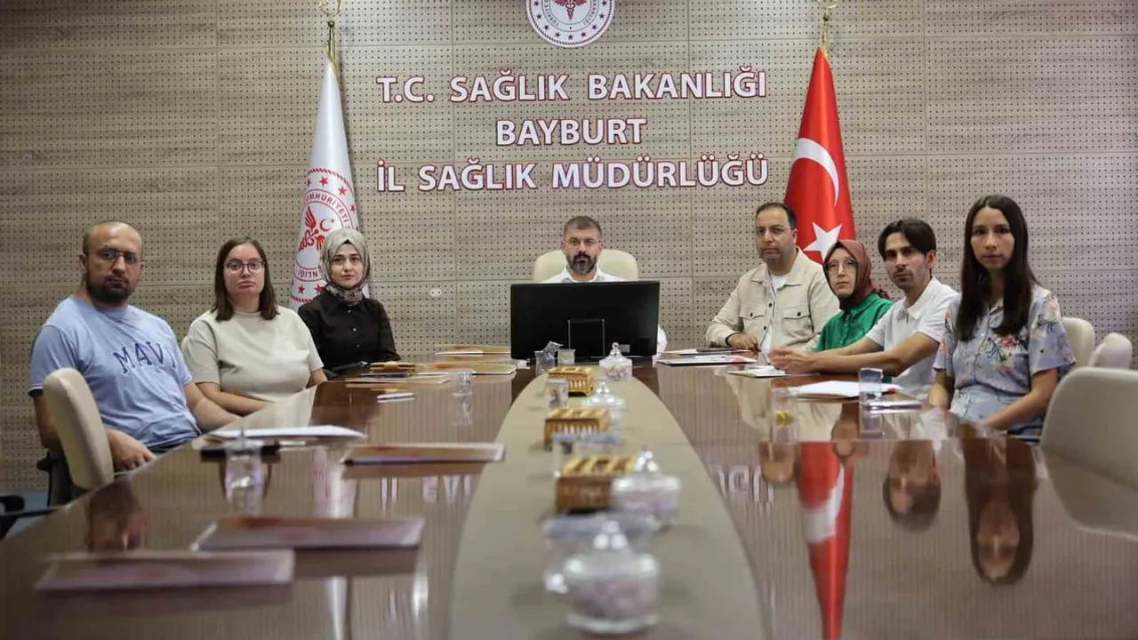Bayburt'ta sağlık çalışanlarına İyi Uygulamalar Portalı tanıtıldı