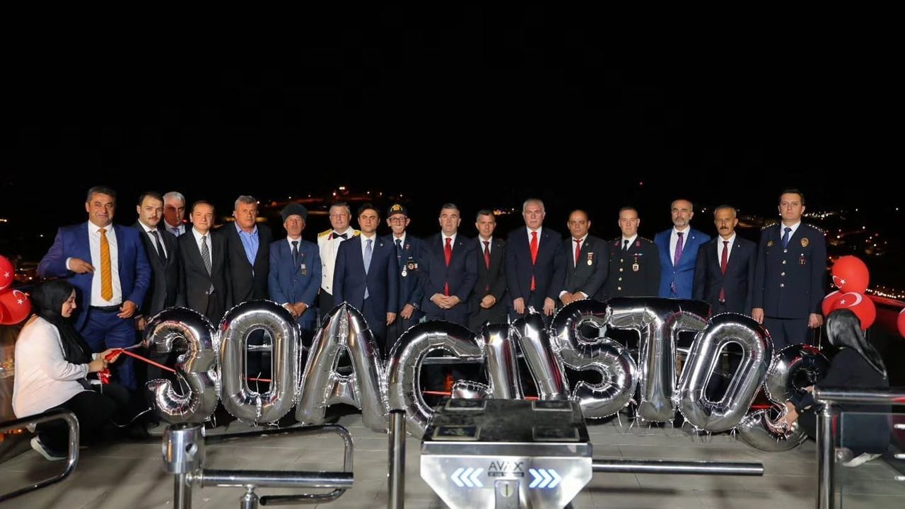 Bayburt'ta şehit ve gazilerle birlik içinde 30 ağustos kutlaması