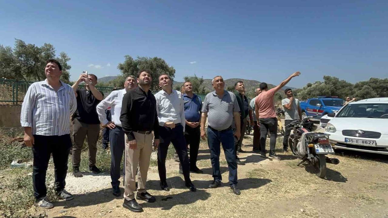 Bayındır'da ekiplerin ortak müdahalesiyle orman yangını kontrol altına alındı