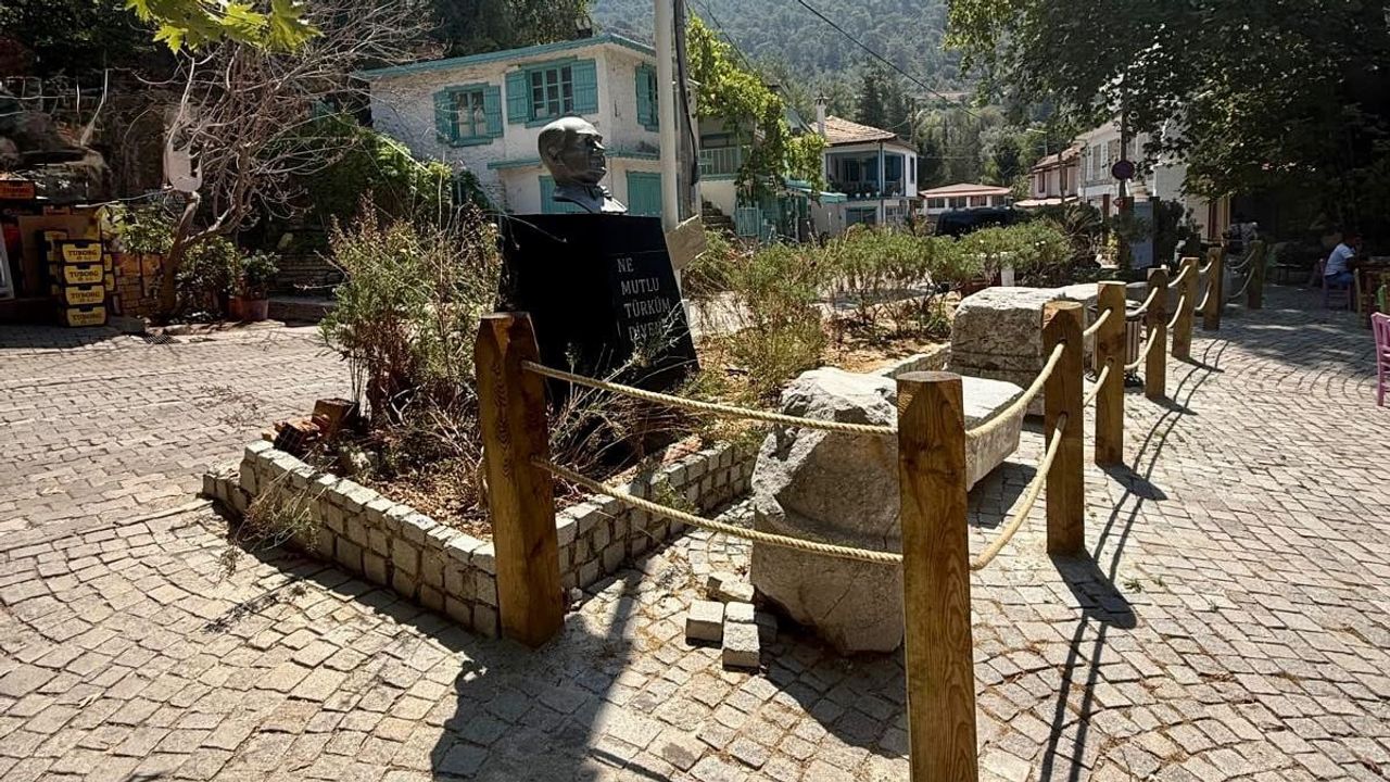 Bayır meydanında Syrna'nın Helenistik eserleri korumaya alındı