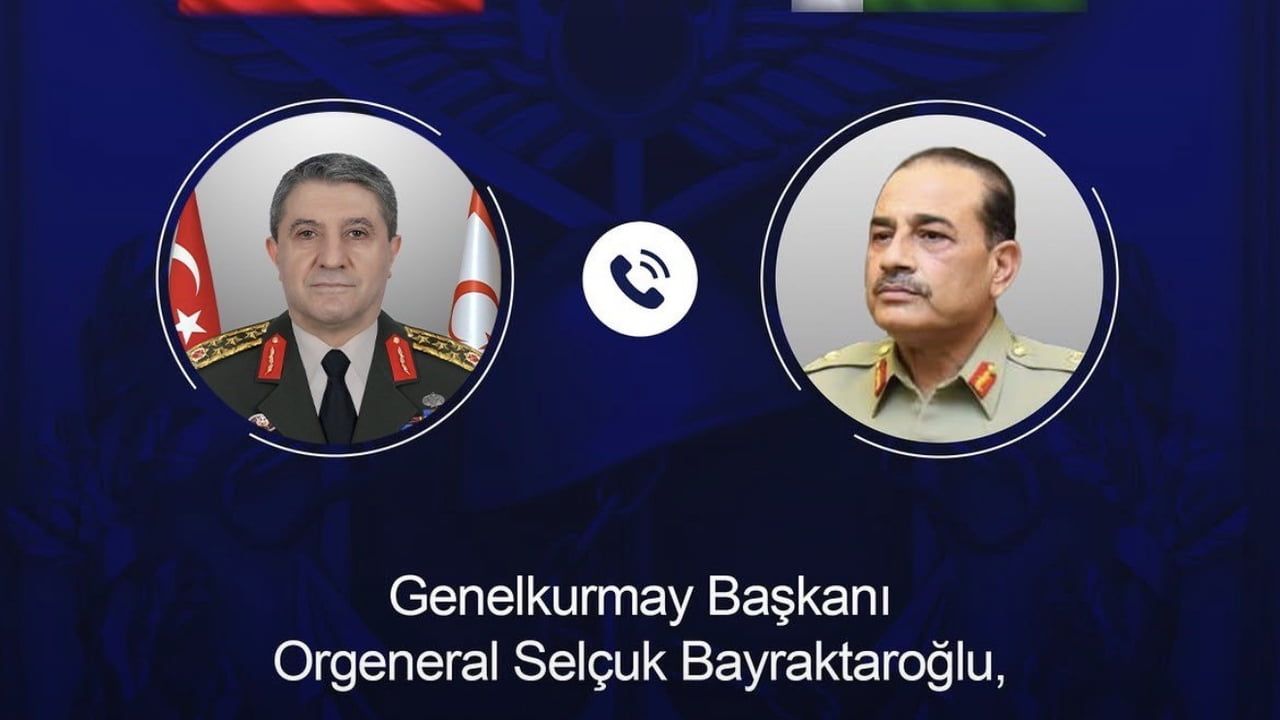 Bayraktaroğlu ve Munir telefonda ikili ilişkiler ve bölgesel konuları görüştü