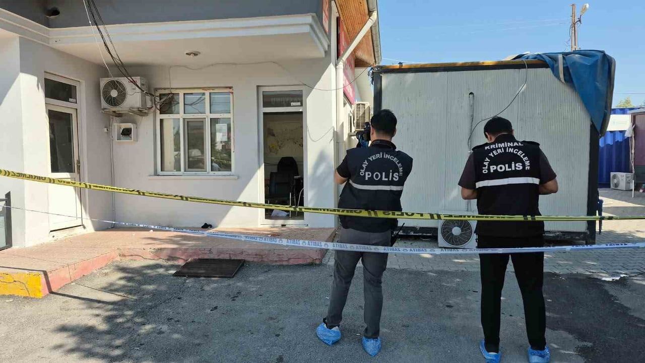 Belediye bahçesindeki tartışma silahlı saldırıya döndü
