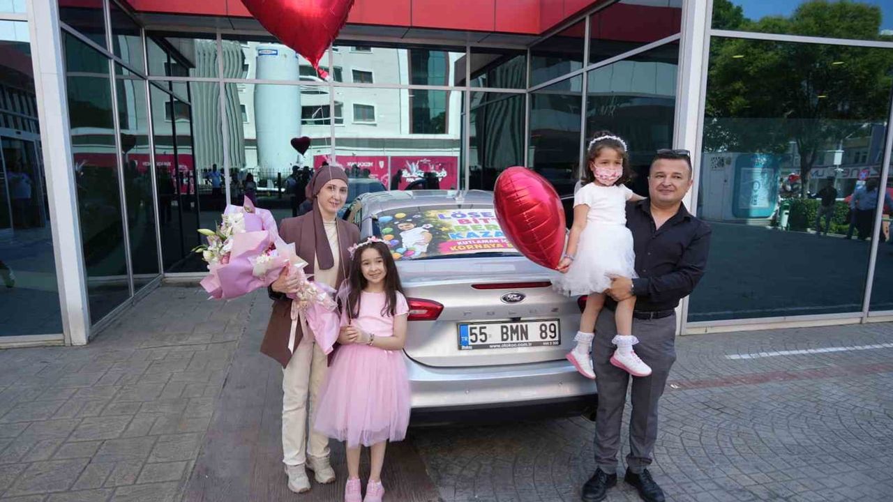 Beş yaşındaki Berra doğum gününde sağlığına kavuştu, bando eşliğinde uğurlandı