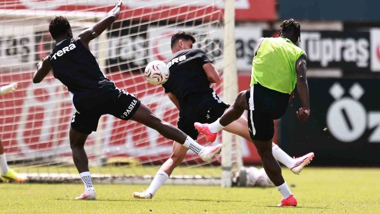 Beşiktaş son prova yaptı: Çorum FK maçı öncesi program netleşti