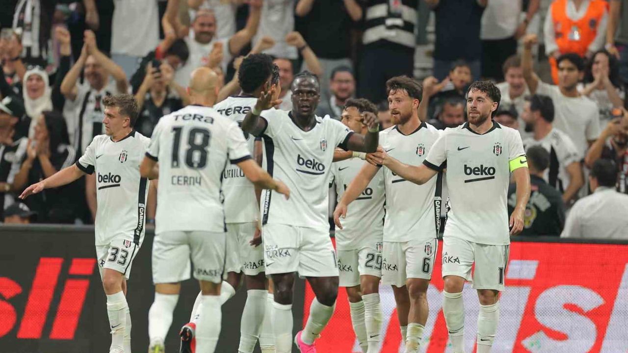 Beşiktaş'ta tur hesabı: Hradec Kralove engeli sahada aşılacak