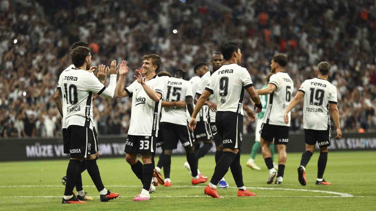 Beşiktaş'tan Avrupa yolunda ilk adım: üç golle avantaj