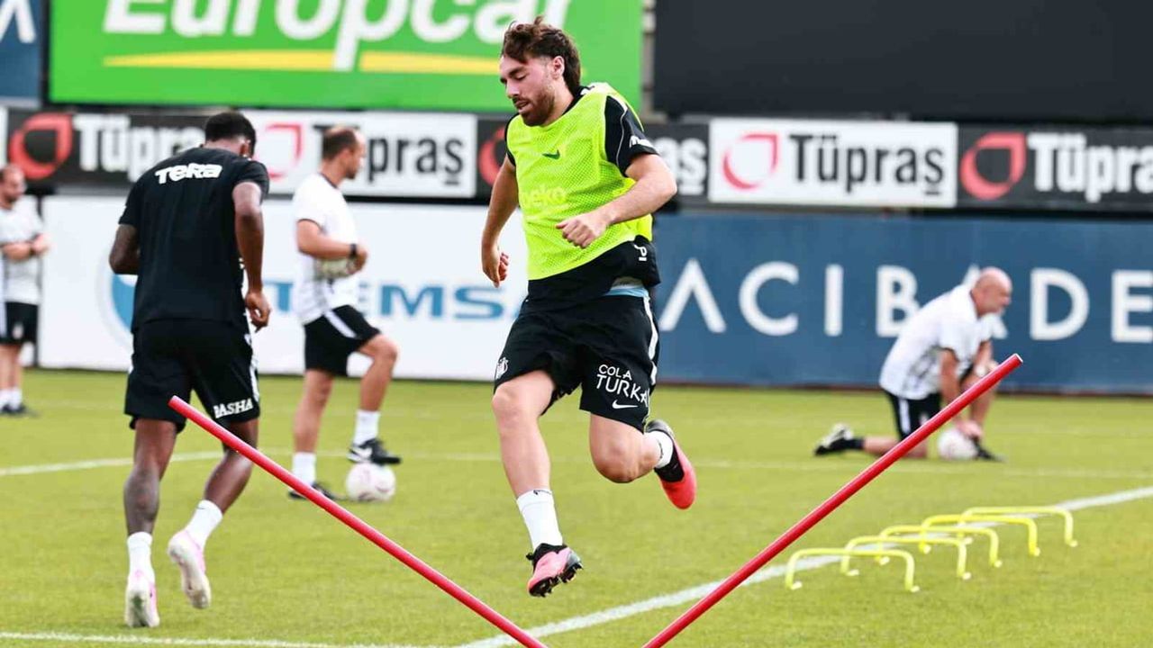 Beşiktaş, UEFA Avrupa Ligi 3. eleme turu rövanşı öncesi kondisyon ve taktik çalıştı