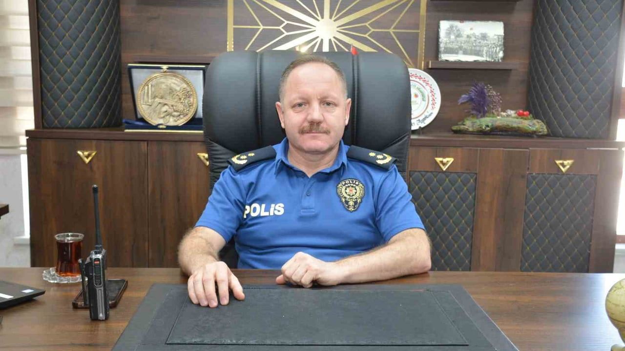 Besni'de görev teslimi: yeni ilçe emniyet müdürü göreve başladı