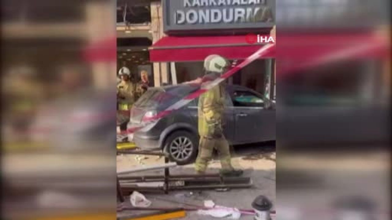 Beykoz'da kontrolden çıkan araç dondurma dükkanına girerek 6 kişiyi yaraladı