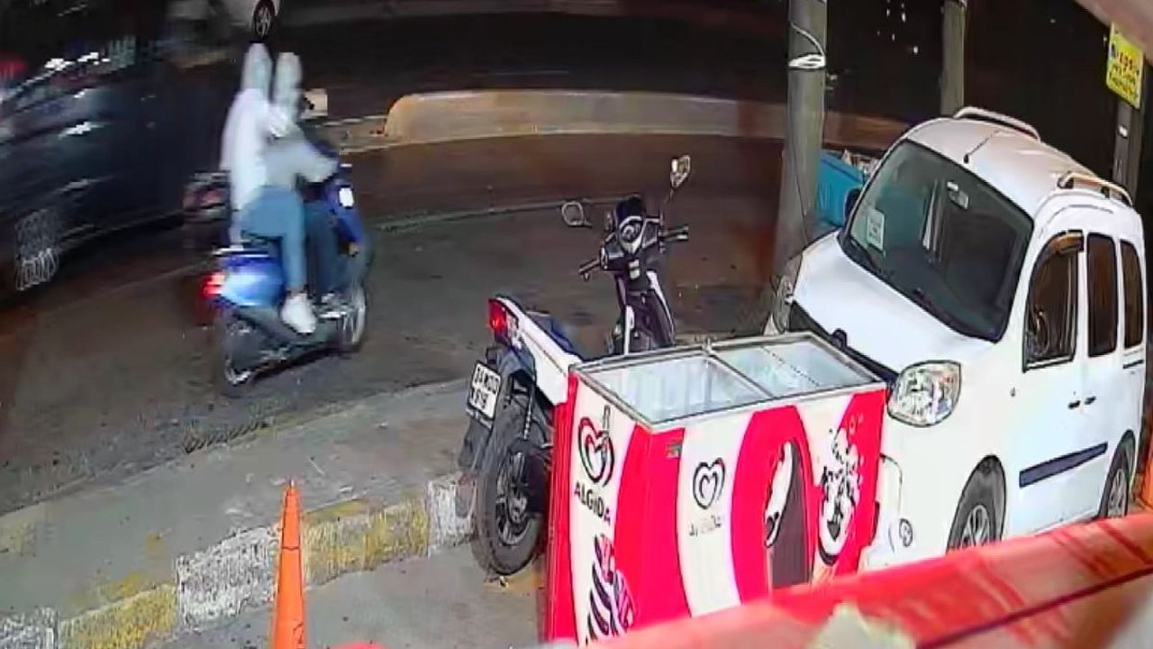 Beyoğlu'nda maskeli motosikletliler markete ateş açtı