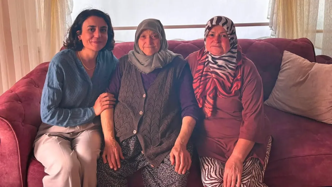 Bilecik'te 17 ağustos şehidinin ailesine vefa ziyareti