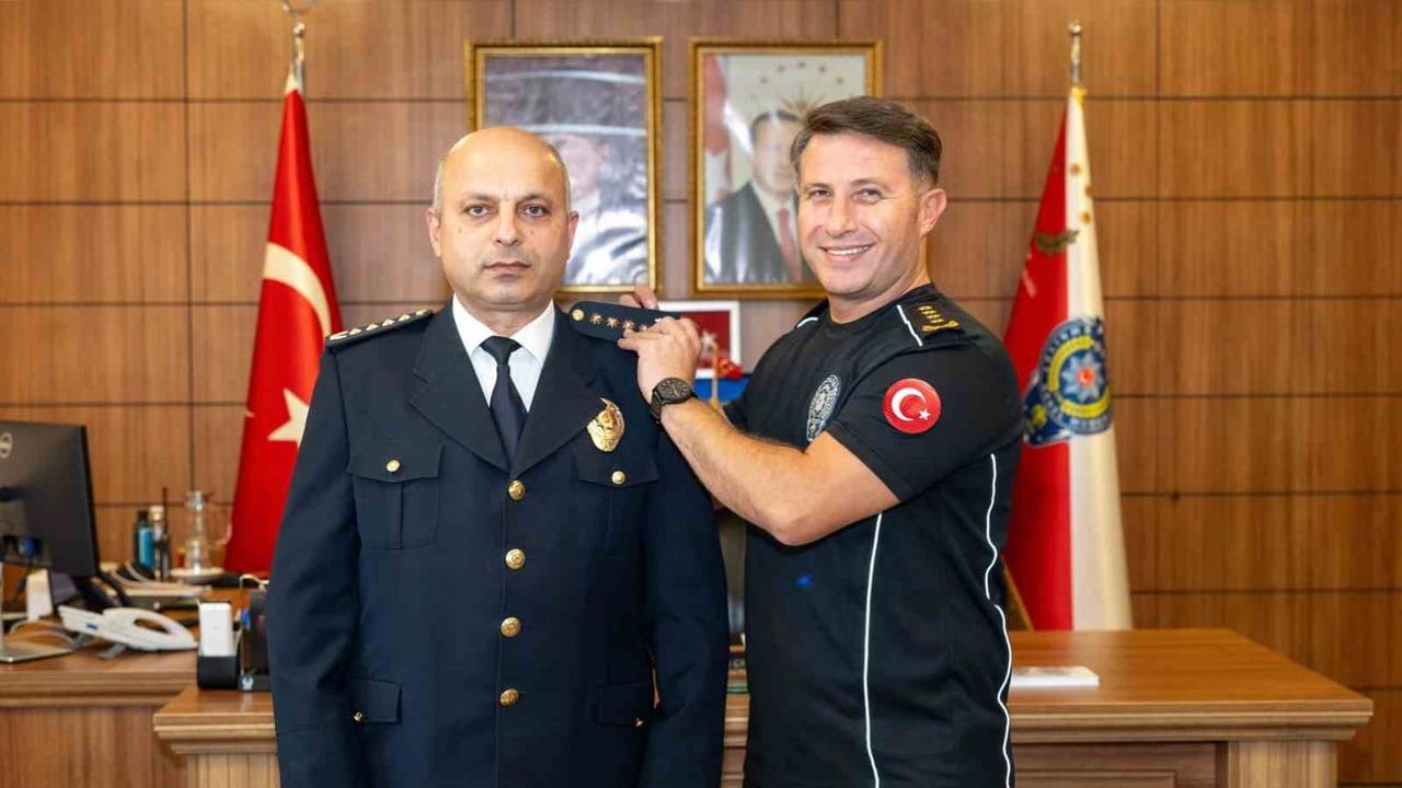 Bilecik'te emniyet müdürü İlhami Araali 1. sınıf emniyet müdürü oldu