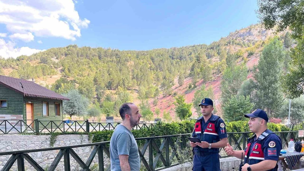 Bilecik’te jandarma uyardı: dolandırıcılığa karşı evde alınacak önlemler