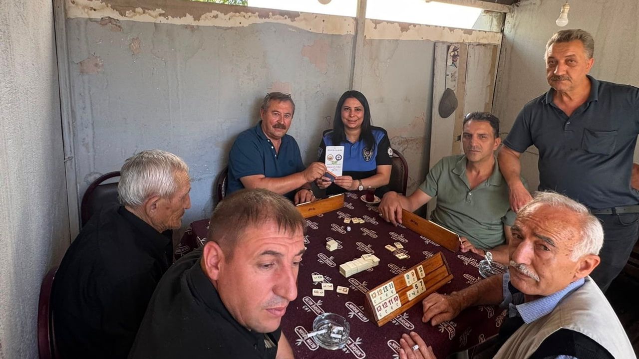 Bilecik'te kıraathanelerde polis bilgilendirmesi: dolandırıcılık uyarısı