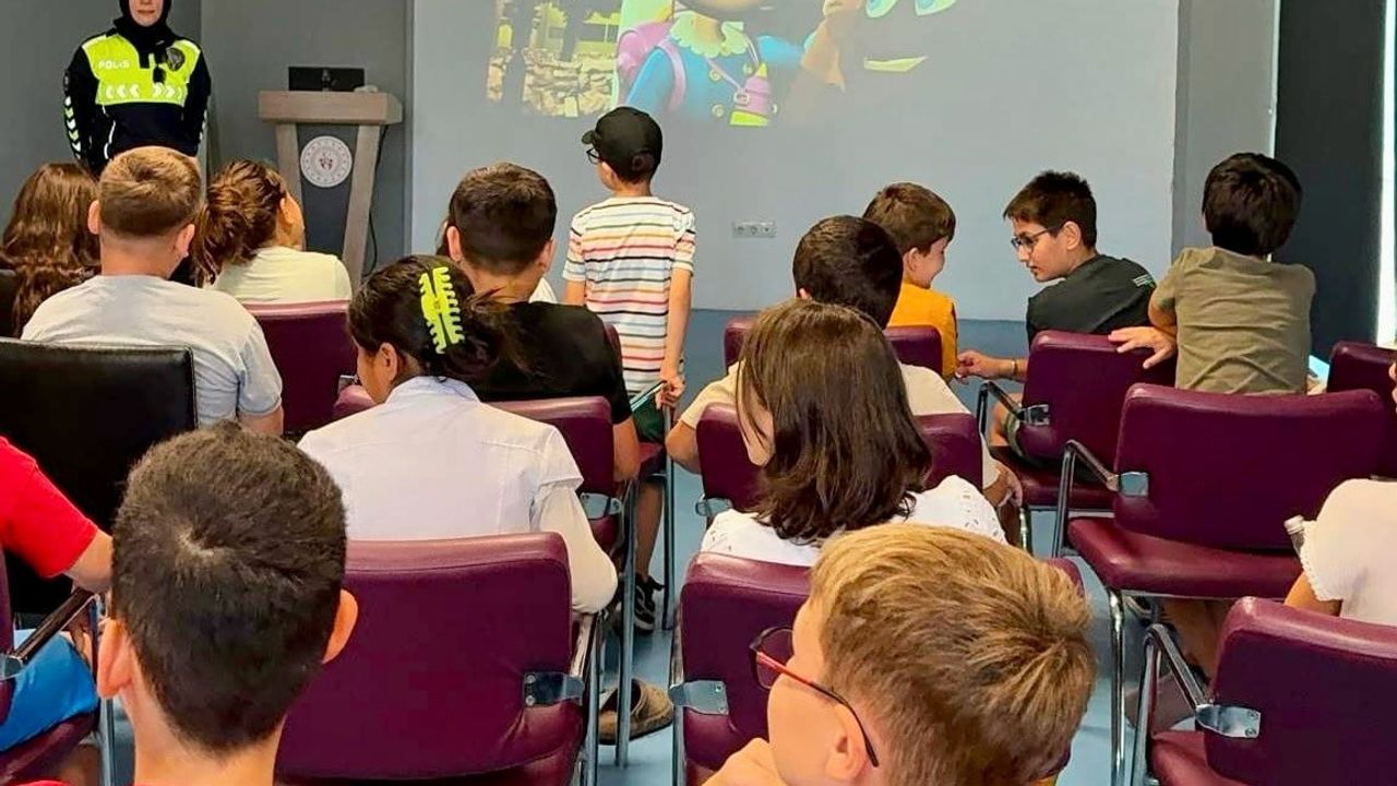 Bilecik'te küçük yaşta trafik bilinci oluşturma çalışması