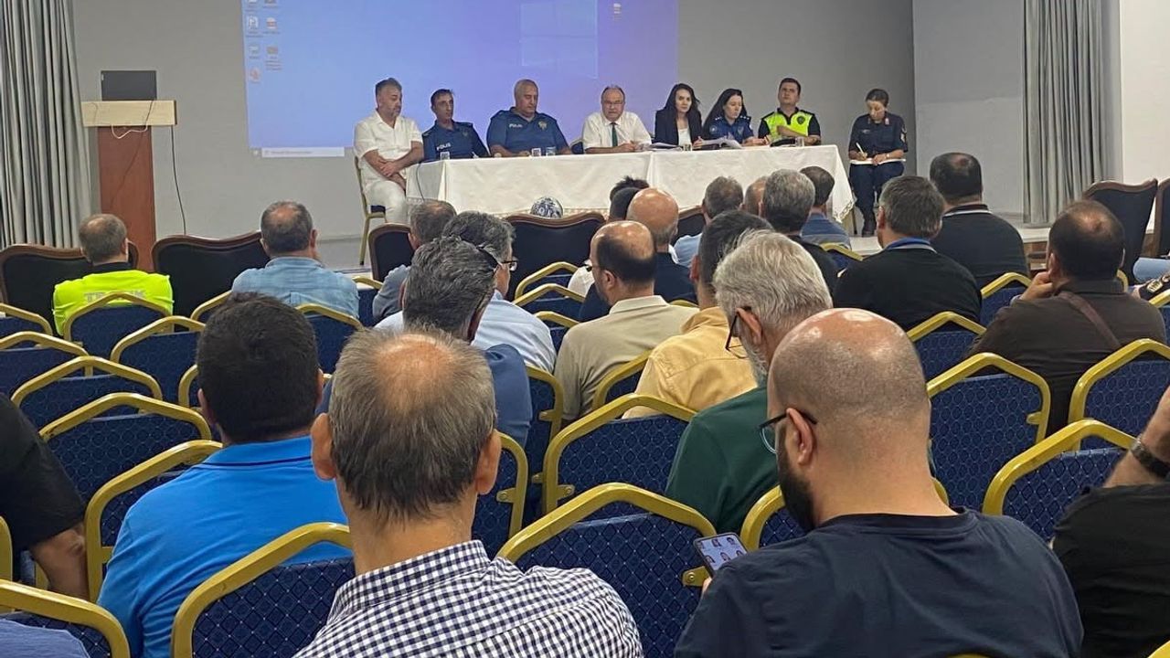 Bilecik'te okulların güvenliği için kapsamlı hazırlık toplantısı