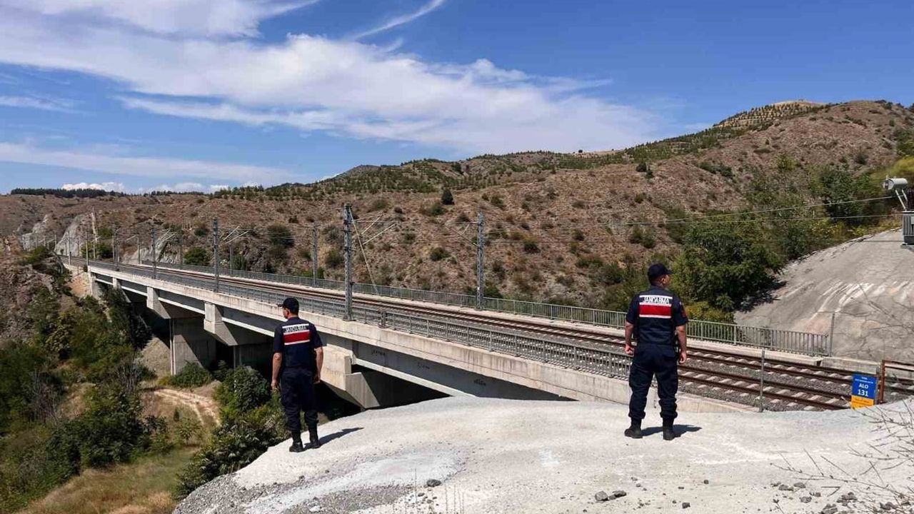 Bilecik’te YHT ve konvansiyonel hatlarda jandarma denetimi