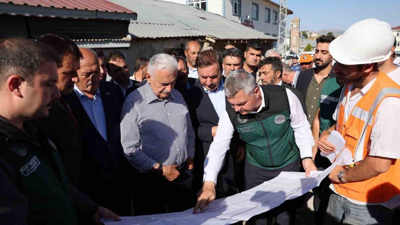 Binali Yıldırım Otlukbeli’ye taşkın güvenliği için inceleme ziyareti yaptı