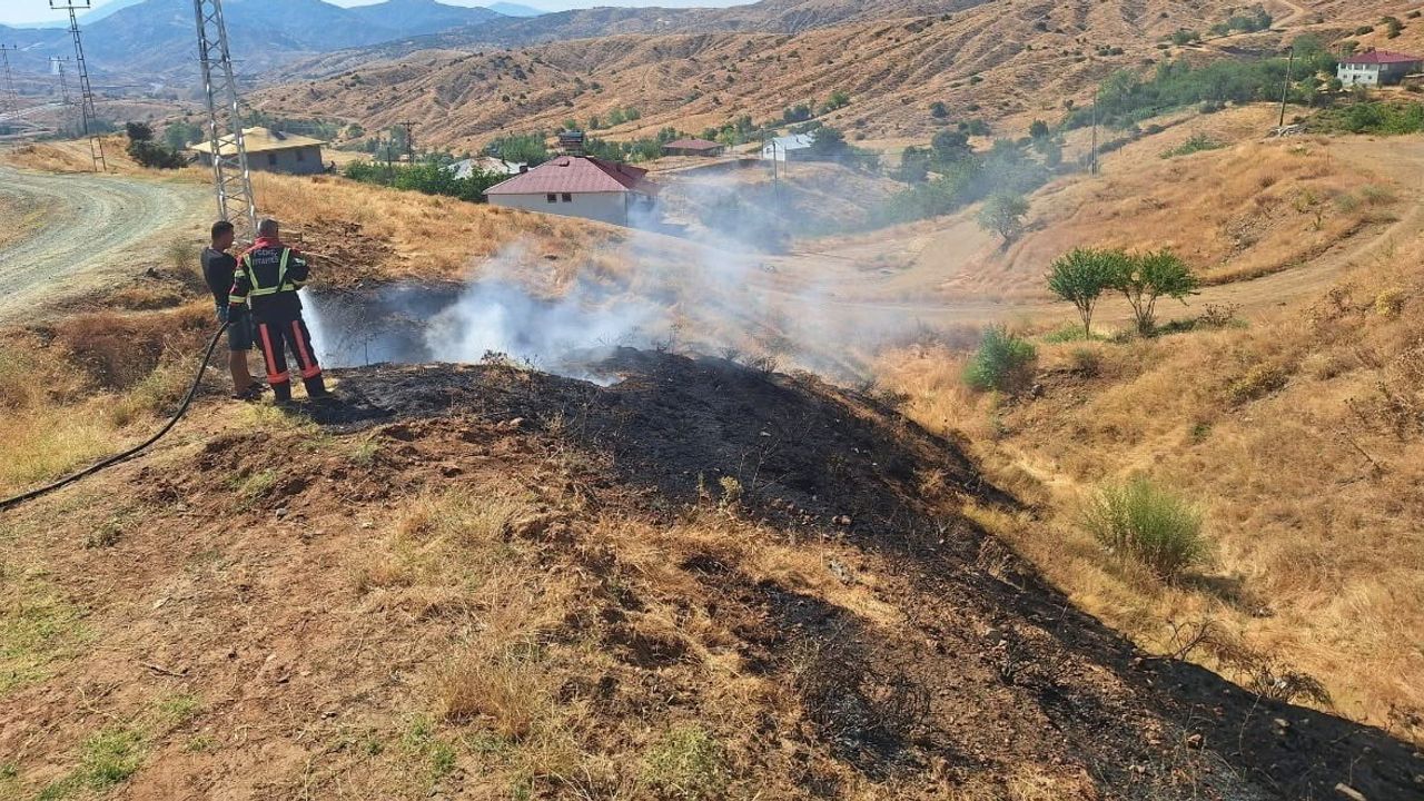 Bingöl'de iki ayrı yangın ekiplerin hızlı müdahalesiyle kontrol altına alındı
