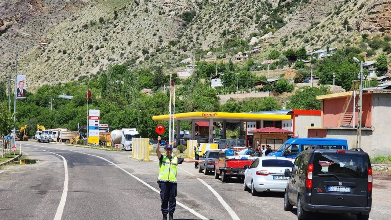 Bir ayda kıskıvrak: Erzurum jandarması 73 aranan kişiyi yakaladı