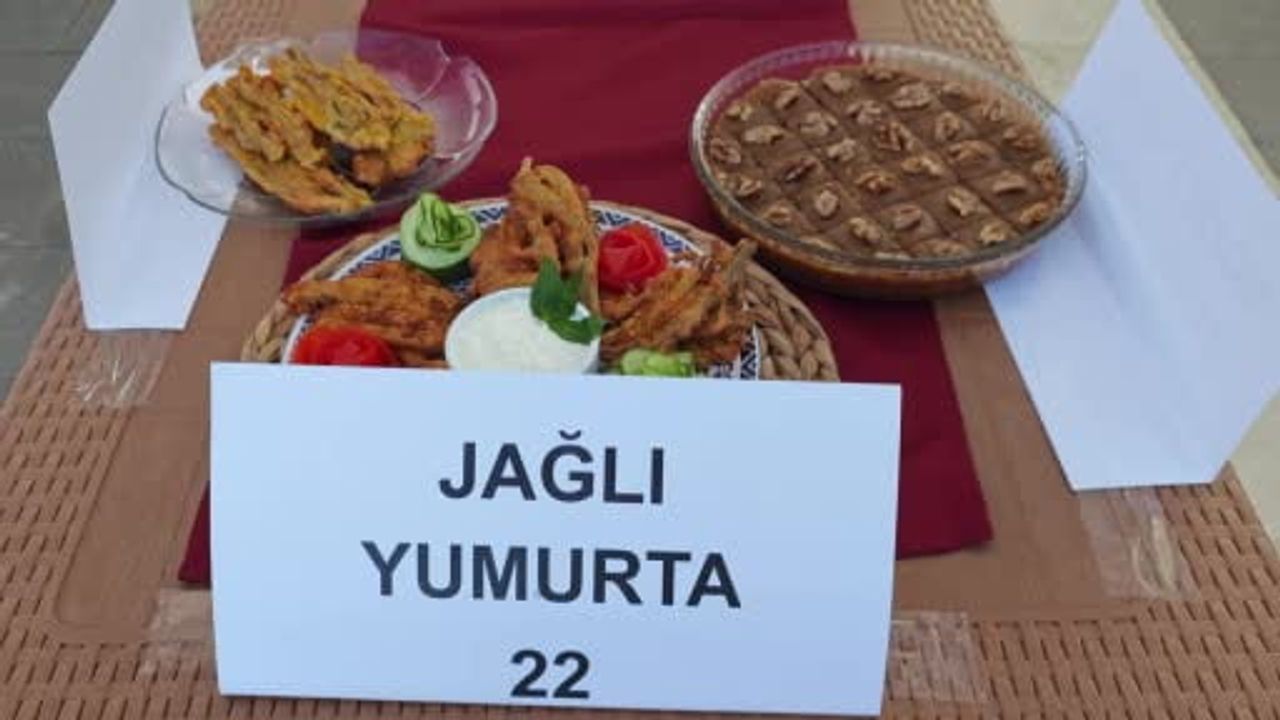 Bitlis'in lezzet mirası sahneye çıktı: 42 tarif yarıştı