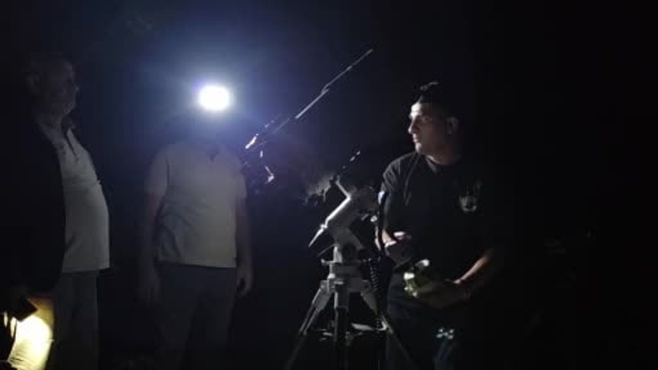 Bitlis'te yıldız şöleni: Perseid meteor yağmuru gökyüzünü aydınlattı