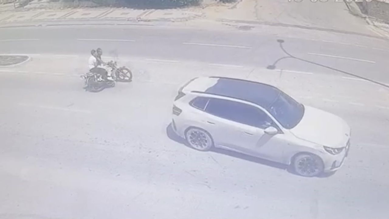 Bolvadin'de hatalı manevra sonucu motosiklet sürücüsü yaşamını yitirdi
