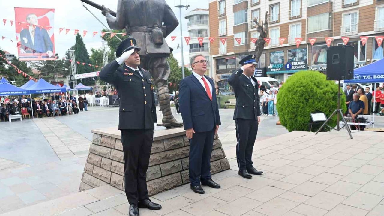 Bozüyük'te 30 Ağustos Zafer Bayramı coşkusu