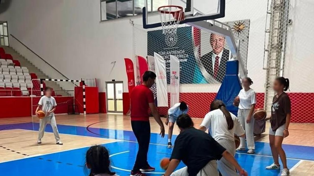 Bozüyük'te çocukların oyun alanı değişti: basketbol ile özgüven ve disiplin